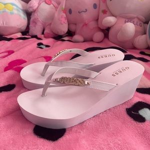 🎀y2k rhinestone guess platform sandels🎀